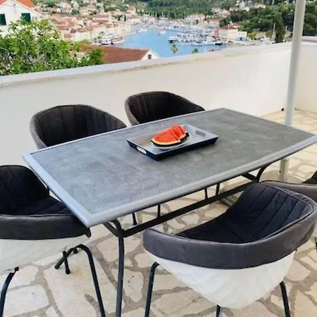 Villa Brazza - Milna