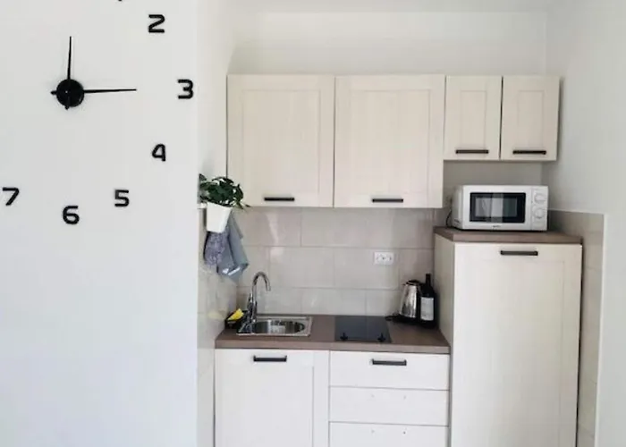 Brazza - Villa Milna (Brac)